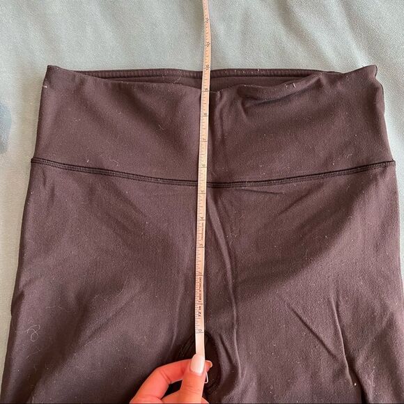 Lululemon Cropped Tights - Picture 10 of 11